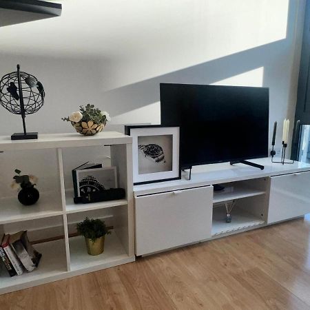 Canary Luxury Modern 1 Bedroom Apartment Лондон Экстерьер фото